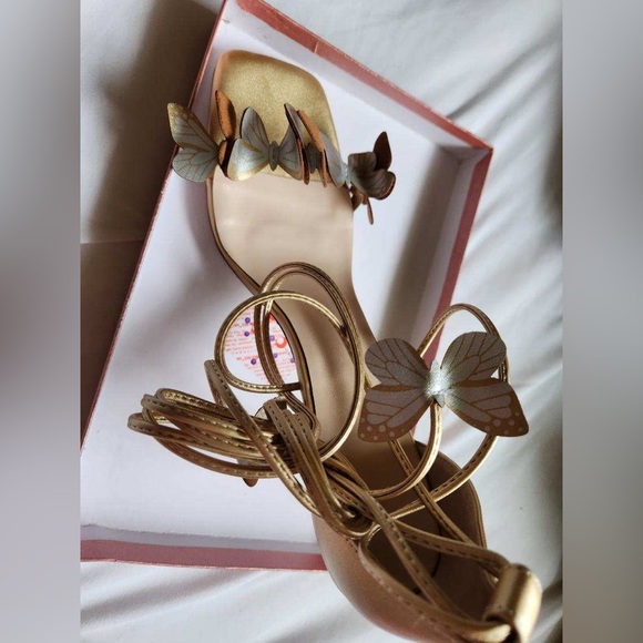Golden Butterfly Stilettos - Picture 4 of 5